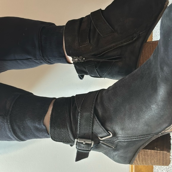 Sam Edelman Leather Booties - Picture 2 of 14